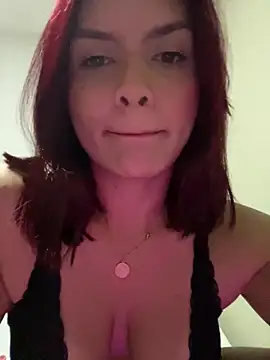 Snapshot of SabrinaVega chatting on January 12, 2025, 2:14 am SabrinaVega online show from January 12, 2025, 2:14 am