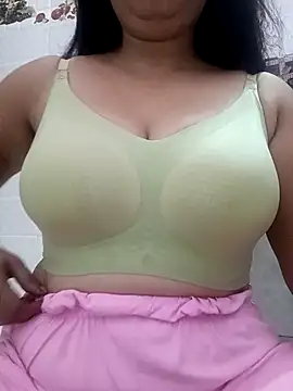 cute-mahek online show from October 22, 2025, 2:50 pm