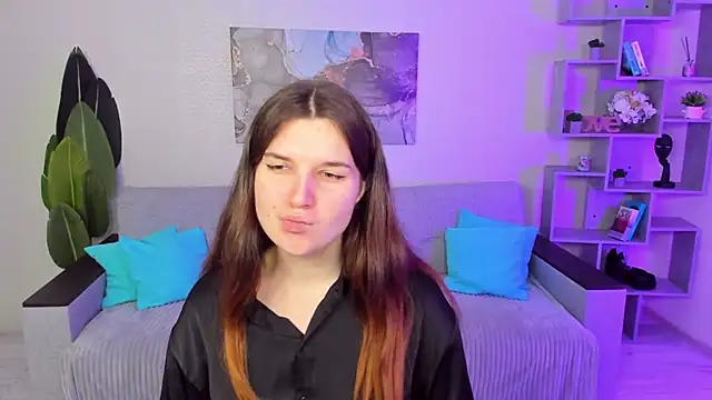 BonneyLove online show from September 8, 2025, 5:34 pm