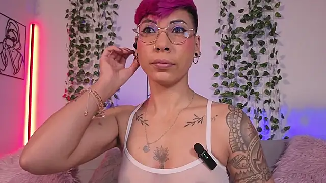 MiaMorgan  online show from March 6, 2026, 11:06 am