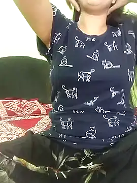 Taniya07 online show from January 19, 2025, 4:04 pm