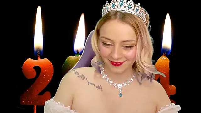 Snapshot of Dolce--Mia---Bianchi__07 chatting on January 1, 2025, 2:41 am Dolce--Mia---Bianchi  07 online show from January 1, 2025, 2:41 am