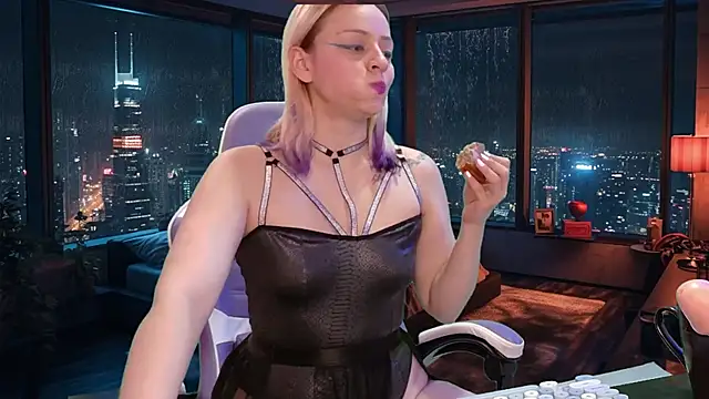 Snapshot of Dolce--Mia---Bianchi__07 chatting on January 11, 2025, 5:18 pm Dolce--Mia---Bianchi  07 online show from January 11, 2025, 5:18 pm