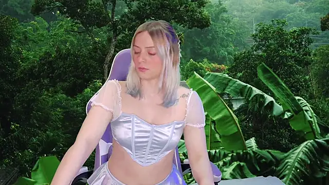 Snapshot of Dolce--Mia---Bianchi__07 chatting on January 27, 2025, 5:47 am Dolce--Mia---Bianchi  07 online show from January 27, 2025, 5:47 am