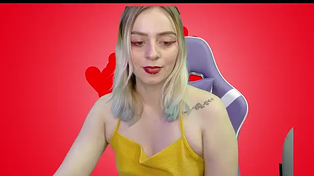 Snapshot of Dolce--Mia---Bianchi__07 chatting on February 9, 2025, 4:57 am Dolce--Mia---Bianchi  07 online show from February 9, 2025, 4:57 am