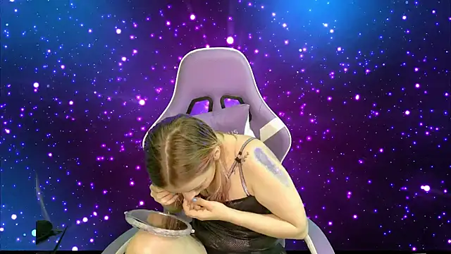 Snapshot of Dolce--Mia---Bianchi__07 chatting on February 28, 2025, 5:04 am Dolce--Mia---Bianchi  07 online show from February 28, 2025, 5:04 am