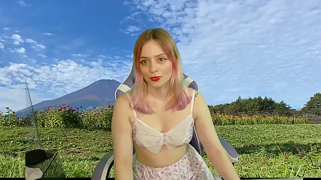 Snapshot of Dolce--Mia---Bianchi__07 chatting on February 28, 2025, 8:09 am Dolce--Mia---Bianchi  07 online show from February 28, 2025, 8:09 am