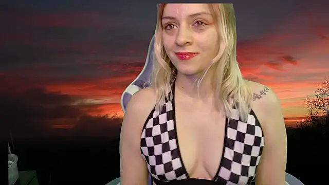 Snapshot of Dolce--Mia---Bianchi__07 chatting on March 9, 2025, 3:54 am Dolce--Mia---Bianchi  07 online show from March 9, 2025, 3:54 am