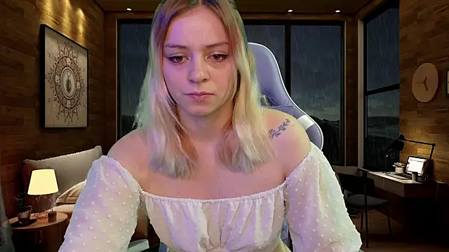 Snapshot of Dolce--Mia---Bianchi__07 chatting on March 12, 2025, 4:35 pm Dolce--Mia---Bianchi  07 online show from March 12, 2025, 4:35 pm