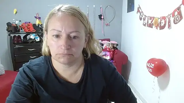 emperabigbootybigass online show from February 24, 2025, 12:26 pm