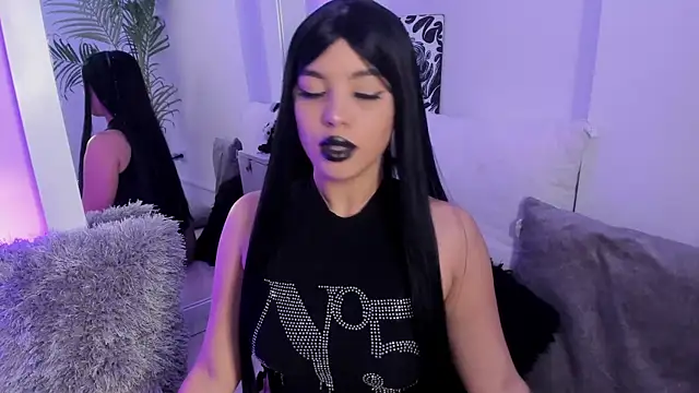 Manu Velez online show from January 28, 2025, 10:34 pm