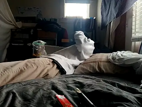 DevinToore online show from December 21, 2025, 7:54 pm