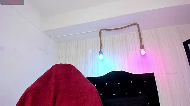 miku katsuragi online show from September 23, 2025, 2:14 am