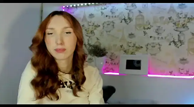 Snapshot of LisaIcon chatting on January 12, 2025, 3:49 am LisaIcon online show from January 12, 2025, 3:49 am