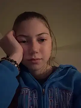 emilycoco online show from March 22, 2026, 4:49 am