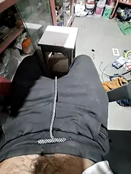 Snapshot of dickerdaddy25 chatting on January 17, 2025, 9:49 am dickerdaddy25 online show from January 17, 2025, 9:49 am