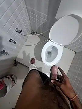 Snapshot of dickerdaddy25 chatting on February 25, 2025, 2:14 am dickerdaddy25 online show from February 25, 2025, 2:14 am