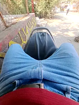 Snapshot of dickerdaddy25 chatting on March 18, 2025, 8:47 am dickerdaddy25 online show from March 18, 2025, 8:47 am