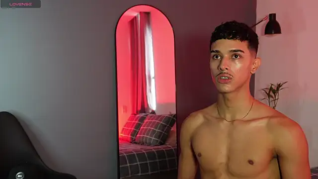 Busterspinter online show from November 3, 2025, 7:04 pm