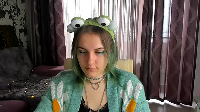 MelaniSep online show from December 15, 2024, 8:19 am