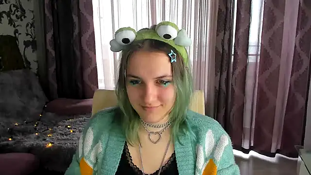 MelaniSep online show from December 18, 2024, 9:14 am