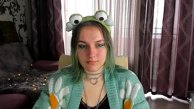 MelaniSep online show from December 19, 2024, 9:18 am