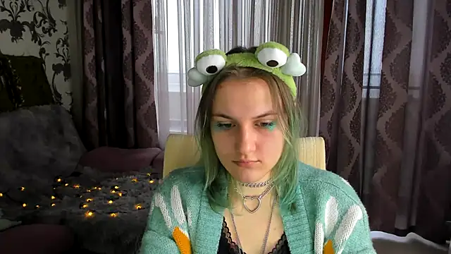 MelaniSep online show from December 28, 2024, 9:09 am