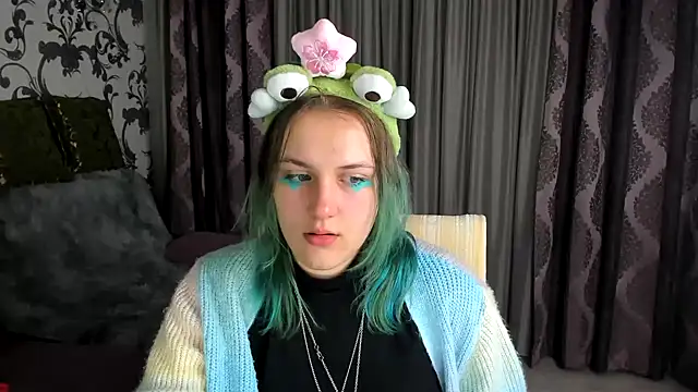 MelaniSep online show from January 15, 2025, 3:39 pm