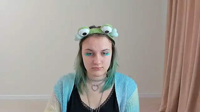 MelaniSep online show from February 9, 2025, 2:07 pm