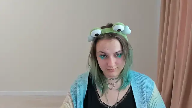 MelaniSep online show from February 10, 2025, 12:29 pm