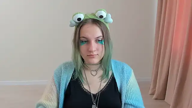 MelaniSep online show from February 17, 2025, 7:58 am