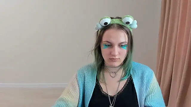 MelaniSep online show from February 17, 2025, 2:26 pm