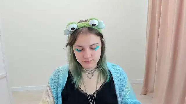 MelaniSep online show from February 22, 2025, 8:29 am