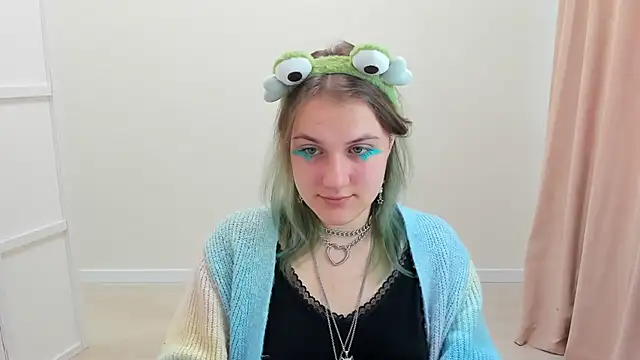 MelaniSep online show from February 23, 2025, 9:00 am