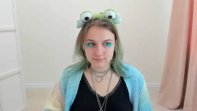 MelaniSep online show from February 27, 2025, 8:28 am