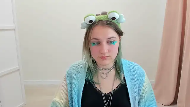 MelaniSep online show from February 27, 2025, 11:52 am