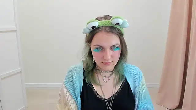 MelaniSep online show from February 28, 2025, 1:36 pm