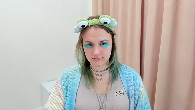 MelaniSep online show from March 2, 2025, 3:05 pm