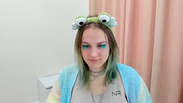 MelaniSep online show from March 3, 2025, 9:55 am