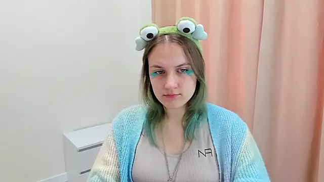 MelaniSep online show from March 10, 2025, 9:32 am