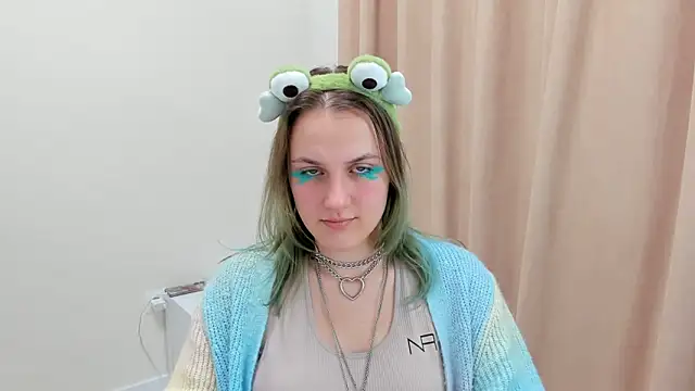 MelaniSep online show from March 15, 2025, 4:21 pm