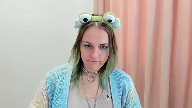 MelaniSep online show from March 16, 2025, 12:44 pm