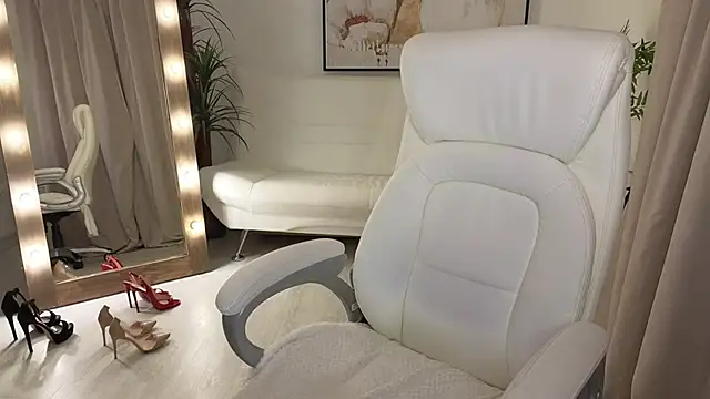 Beylly online show from January 17, 2025, 4:39 am