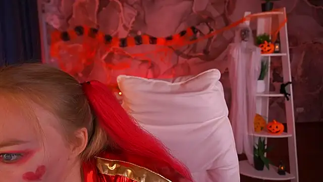 EmilySunshineS online show from October 31, 2025, 7:42 am