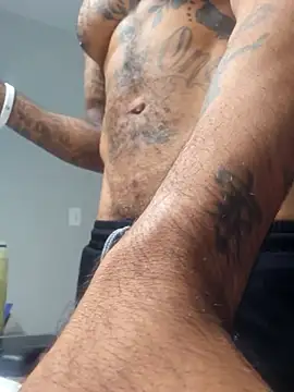 FragrantWind5 online show from October 31, 2025, 12:28 pm