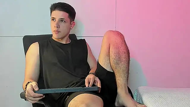 Adan rivas  online show from January 7, 2025, 11:24 pm
