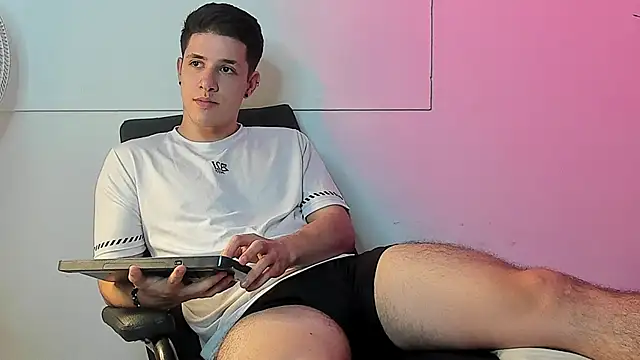 Adan rivas  online show from January 14, 2025, 1:58 am