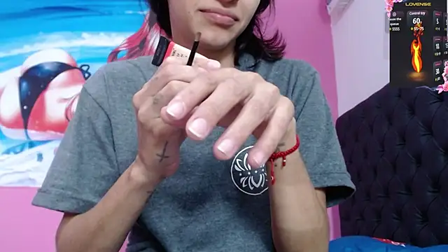  candy jade  online show from February 13, 2025, 12:43 pm