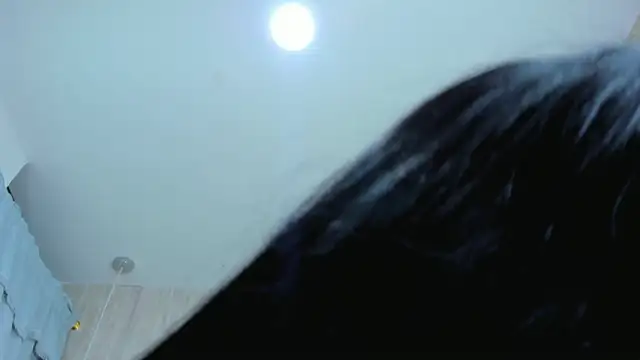 Snapshot of Mia_Oxford chatting on December 3, 2024, 5:45 pm Mia Oxford online show from December 3, 2024, 5:45 pm