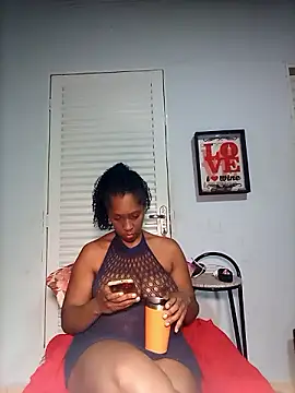 Luhma hot online show from December 4, 2024, 1:03 am